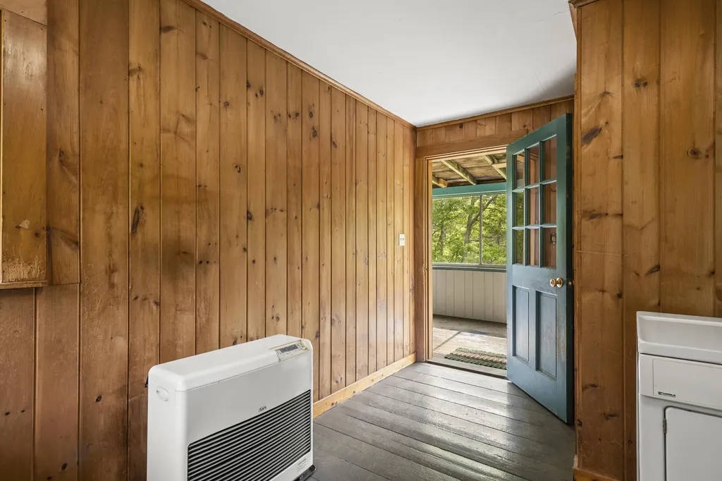193 Lobster Cove Road Boothbay Harbor ME 04538