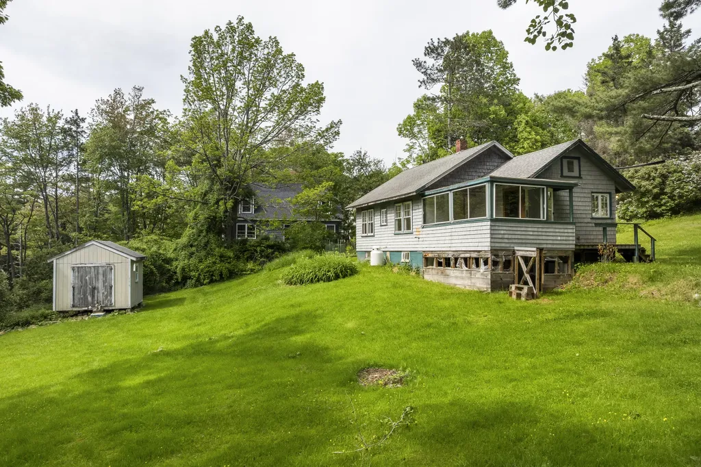 193 Lobster Cove Road Boothbay Harbor ME 04538