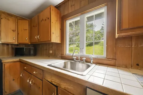 193 Lobster Cove Road Boothbay Harbor ME 04538