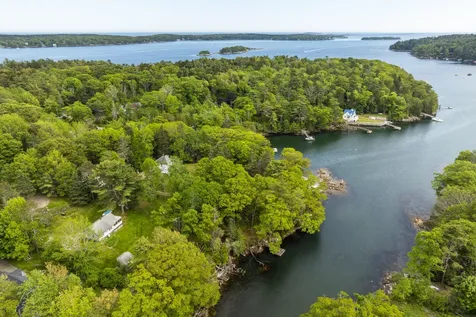193 Lobster Cove Road Boothbay Harbor ME 04538
