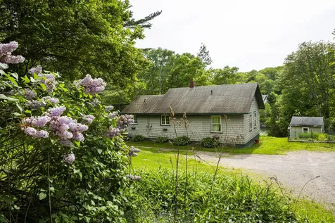 193 Lobster Cove Road Boothbay Harbor ME 04538