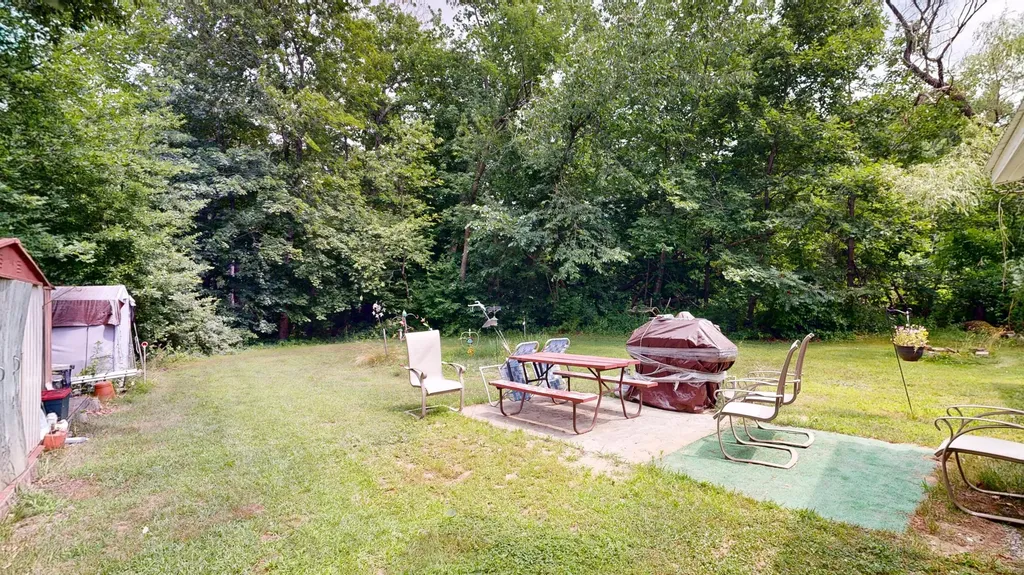 1776 Riverside Drive Auburn ME 04210