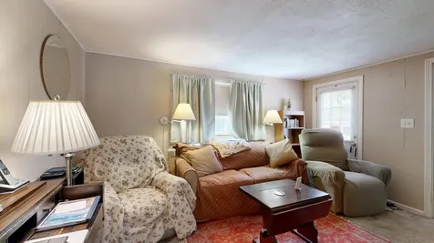1776 Riverside Drive Auburn ME 04210