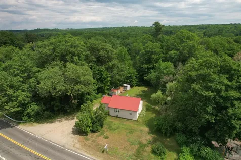 1776 Riverside Drive Auburn ME 04210