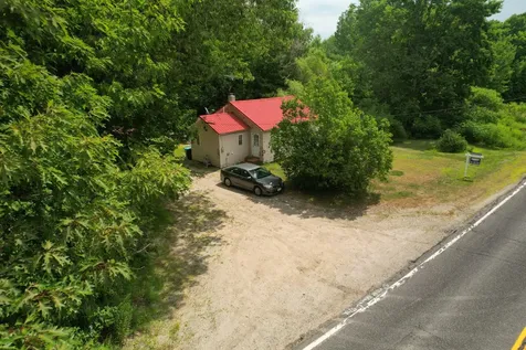 1776 Riverside Drive Auburn ME 04210