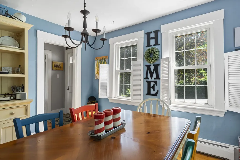 101 Bristol Road Damariscotta ME 04543