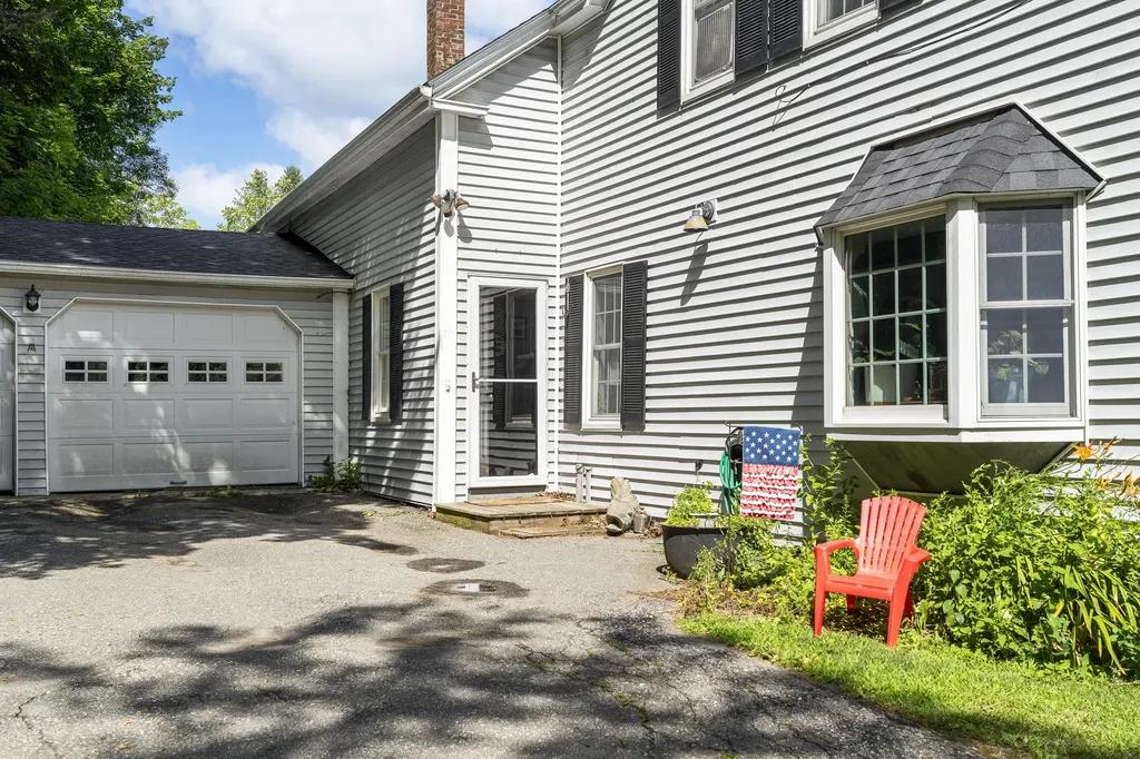 101 Bristol Road Damariscotta ME 04543