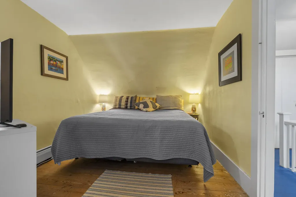 101 Bristol Road Damariscotta ME 04543