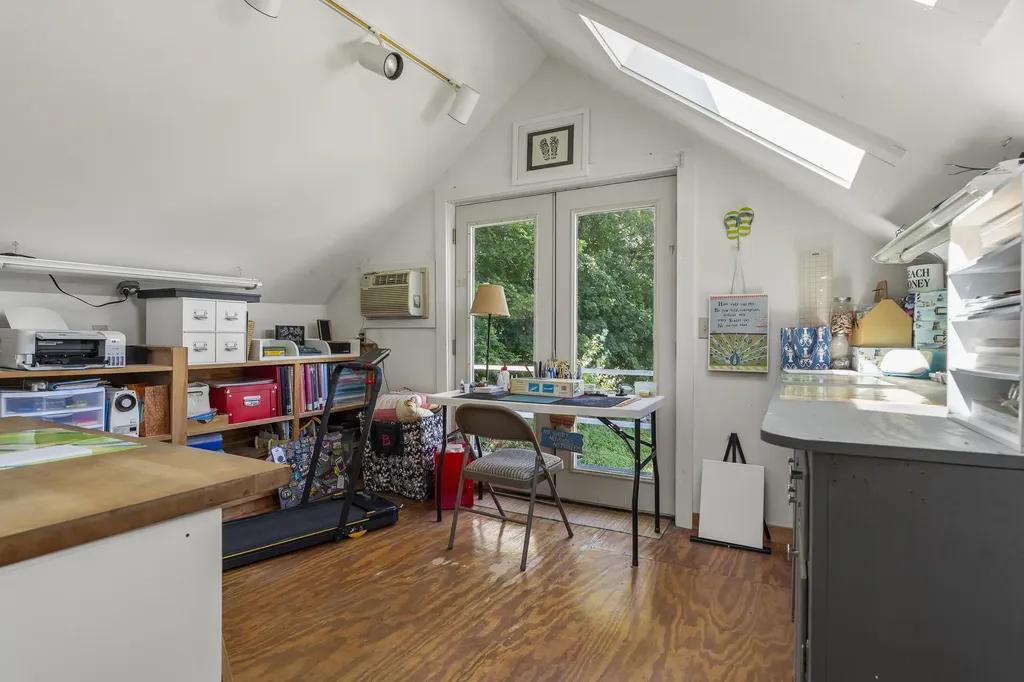 101 Bristol Road Damariscotta ME 04543