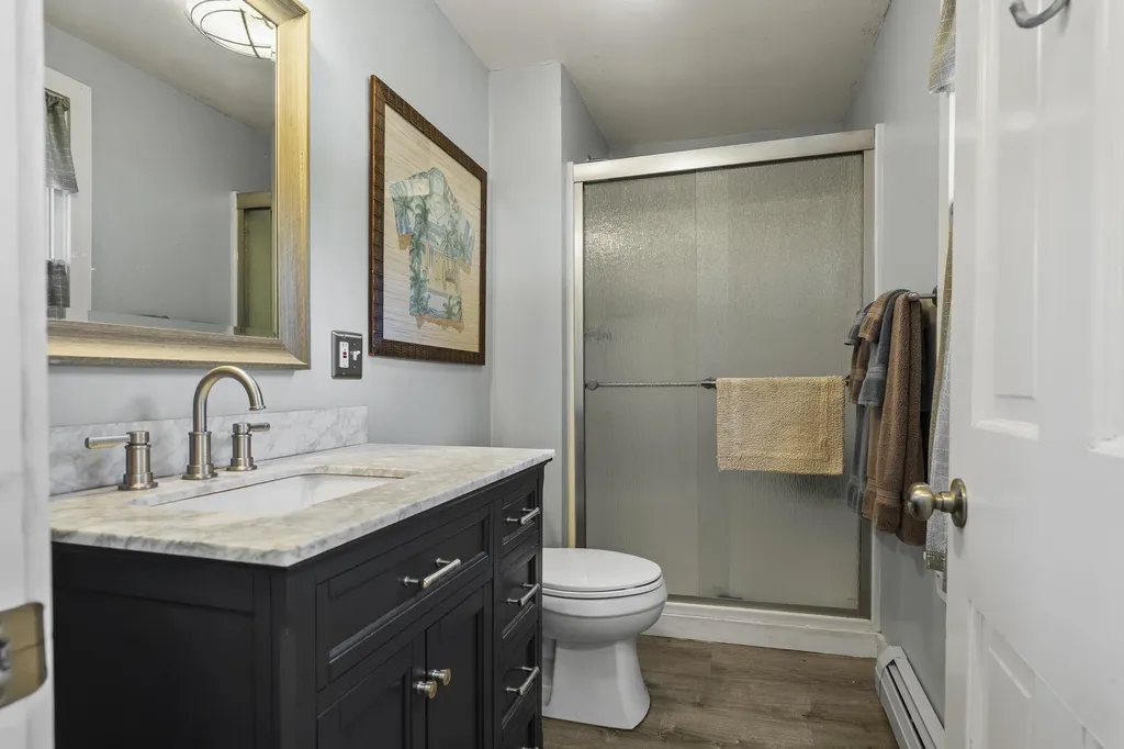 101 Bristol Road Damariscotta ME 04543