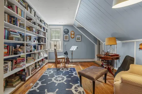 101 Bristol Road Damariscotta ME 04543