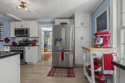 101 Bristol Road Damariscotta ME 04543