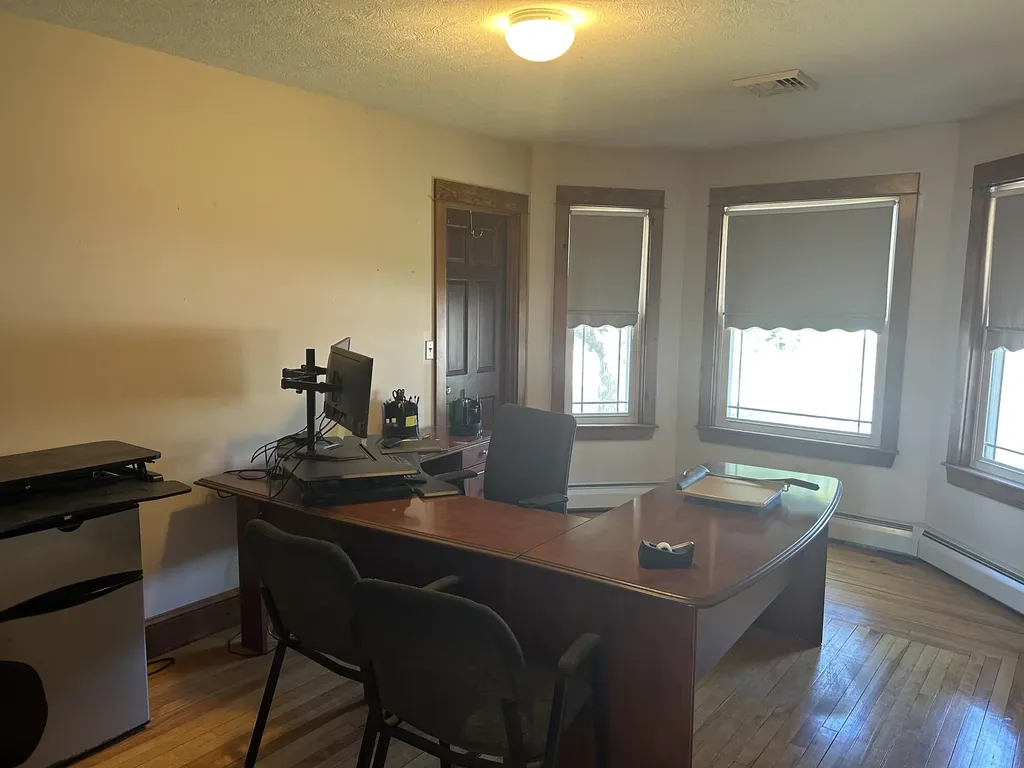 1087 Main Street Sanford ME 04073