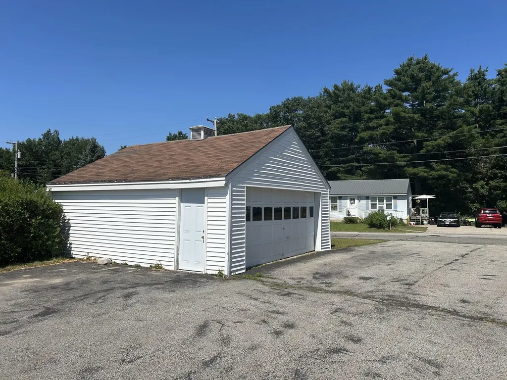 1087 Main Street Sanford ME 04073