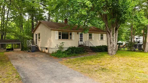 16 Pierce Avenue Sanford ME 04073