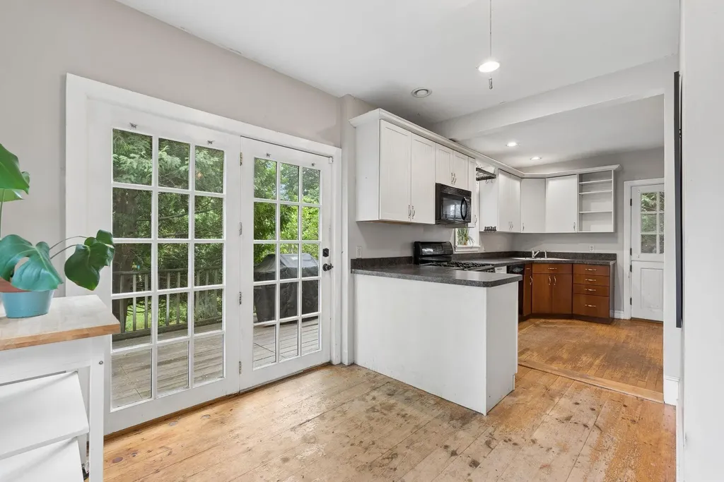 141 Allen Avenue Portland ME 04103