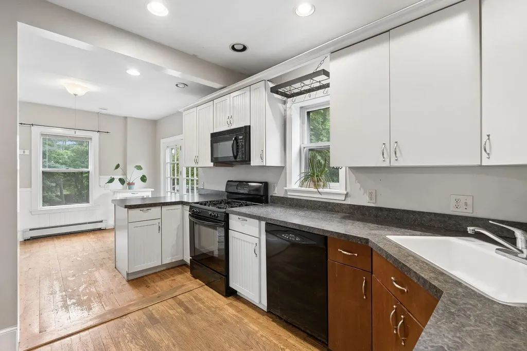 141 Allen Avenue Portland ME 04103