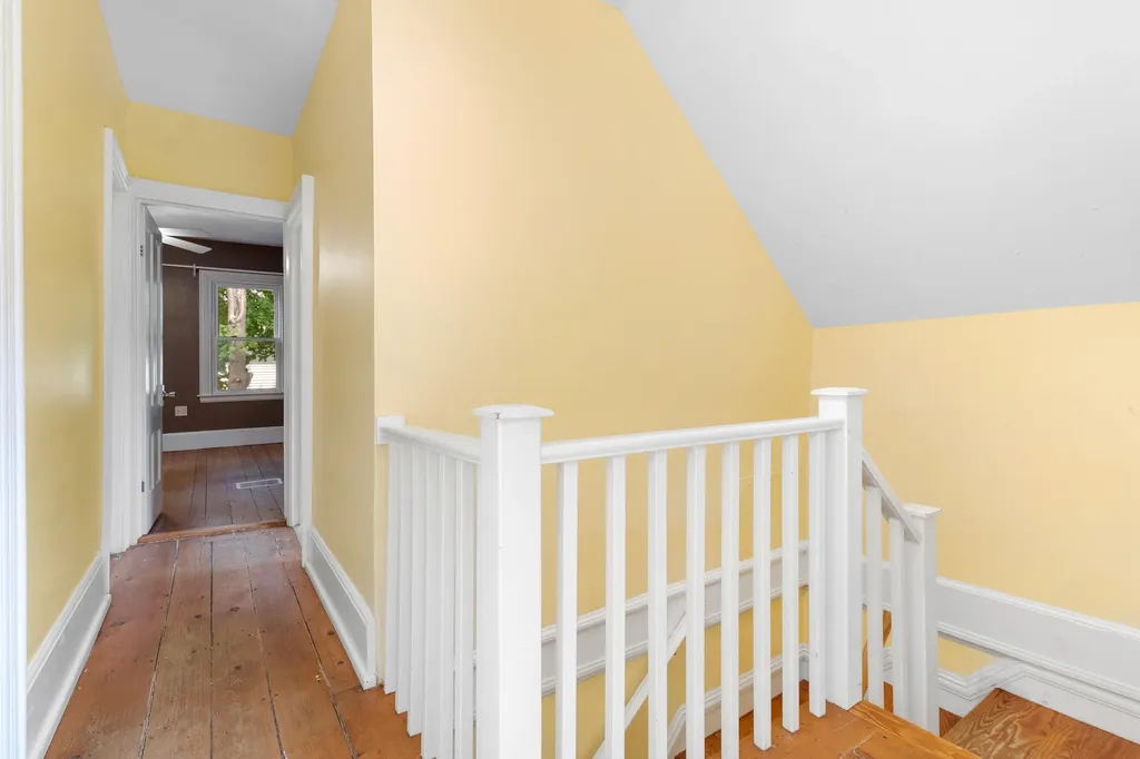 455 Old County Road Rockland ME 04841