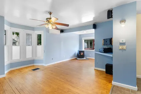 455 Old County Road Rockland ME 04841