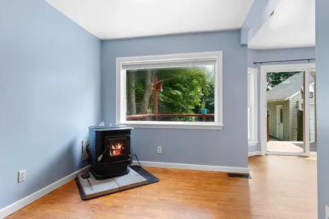 455 Old County Road Rockland ME 04841
