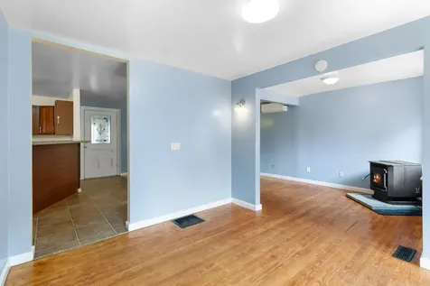 455 Old County Road Rockland ME 04841