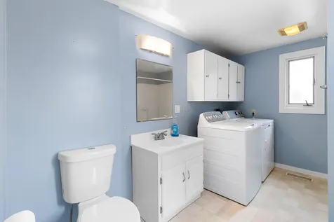 455 Old County Road Rockland ME 04841