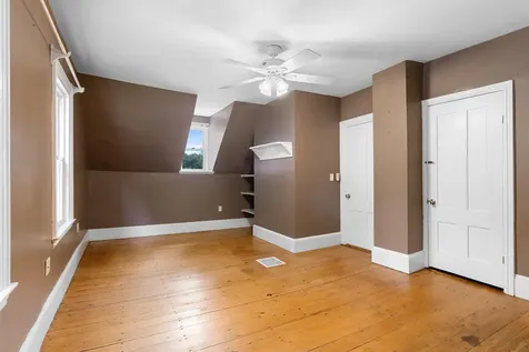 455 Old County Road Rockland ME 04841