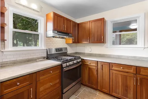 455 Old County Road Rockland ME 04841