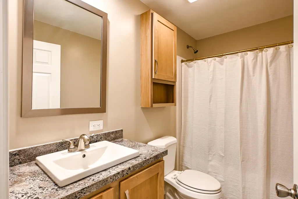 65 Golden Era Circle Alfred ME 04002