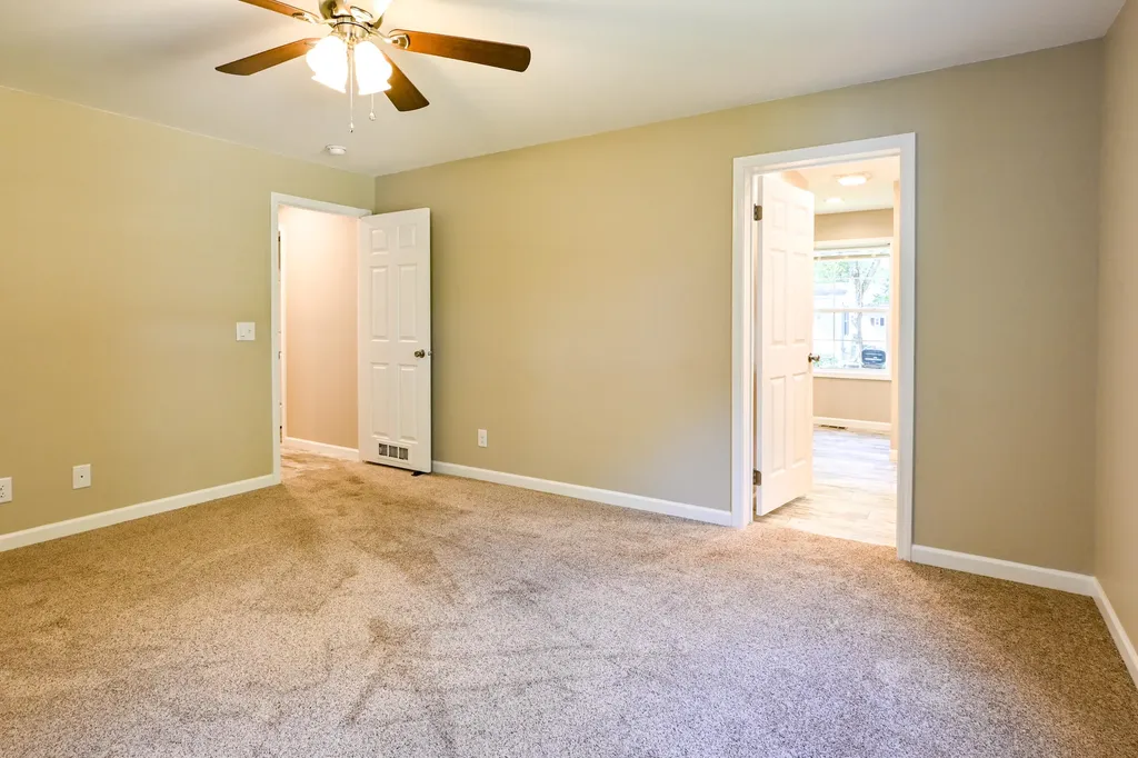 65 Golden Era Circle Alfred ME 04002