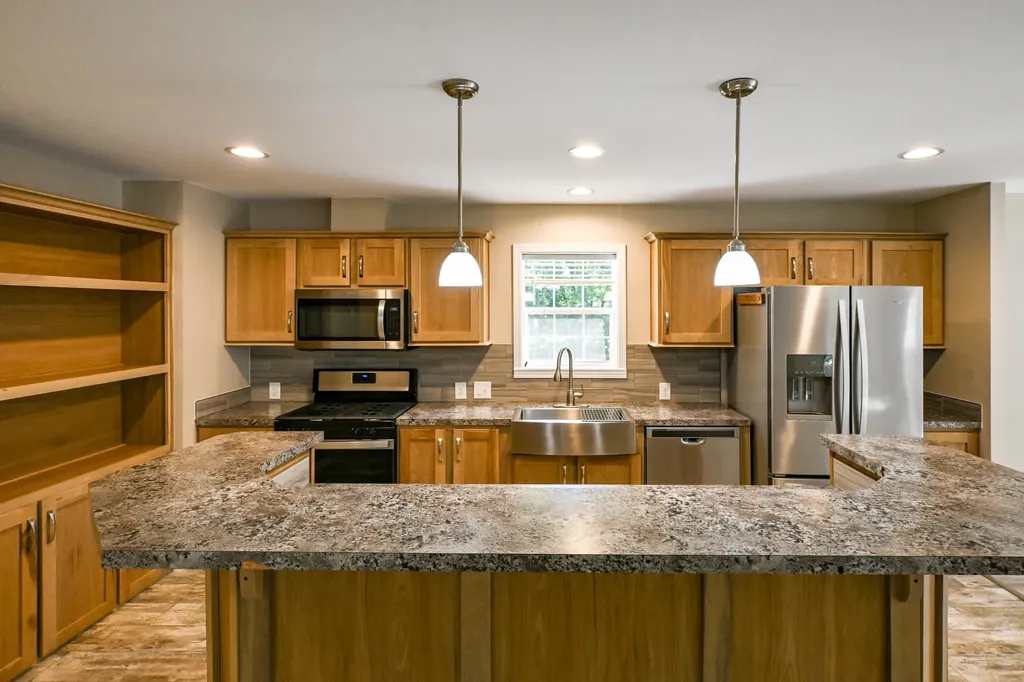 65 Golden Era Circle Alfred ME 04002
