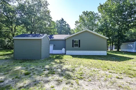 65 Golden Era Circle Alfred ME 04002