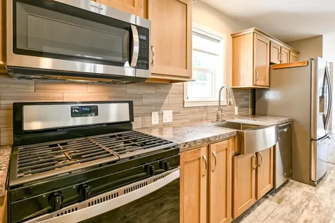 65 Golden Era Circle Alfred ME 04002