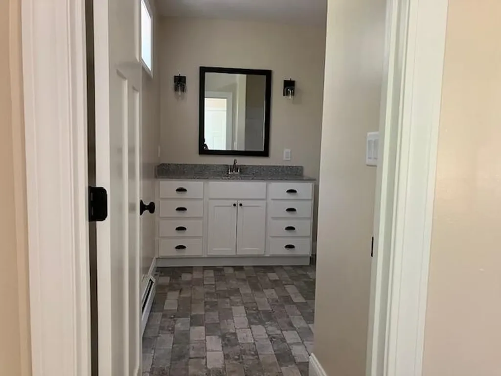 731 Hanson Ridge Road Sanford ME 04083