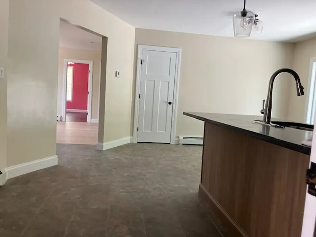 731 Hanson Ridge Road Sanford ME 04083