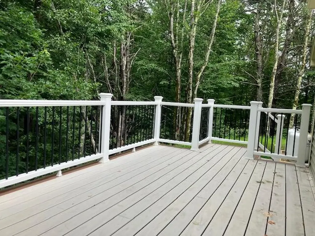 731 Hanson Ridge Road Sanford ME 04083