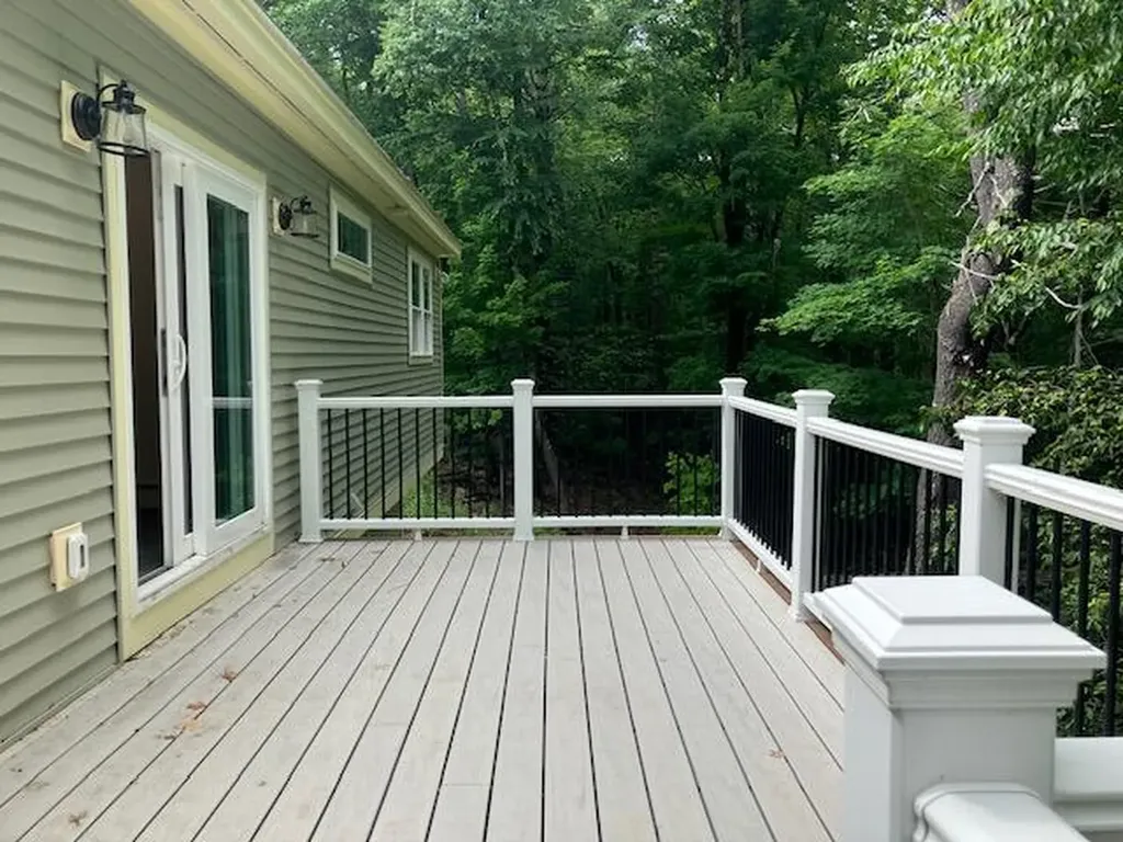 731 Hanson Ridge Road Sanford ME 04083