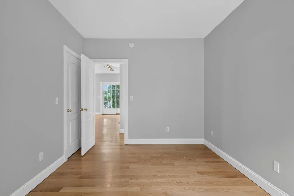 24 Brackett Street Portland ME 04102