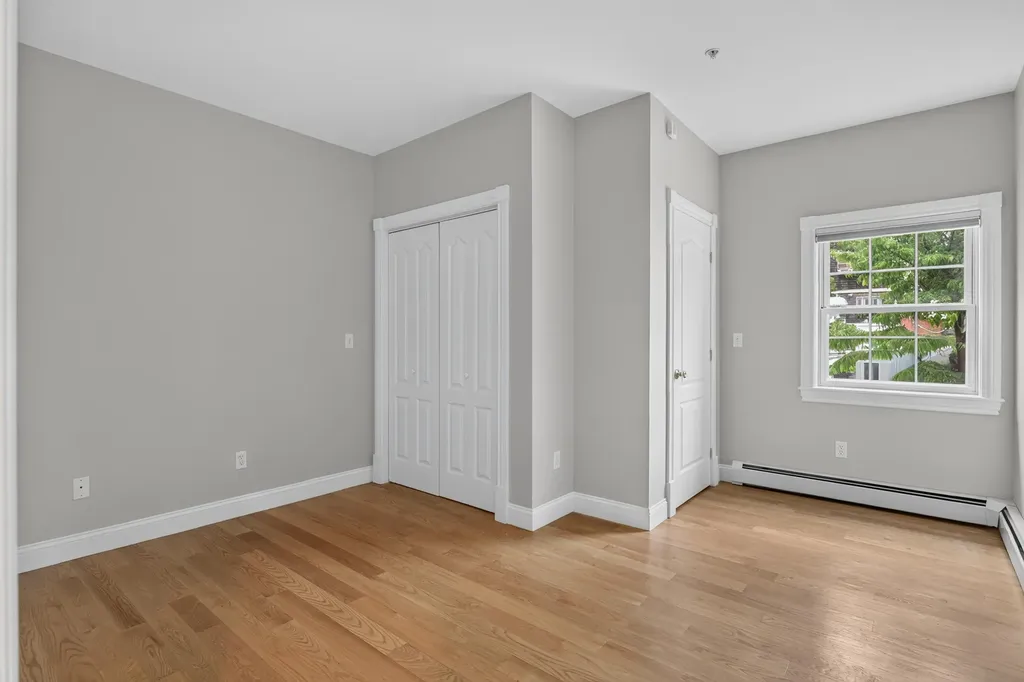 24 Brackett Street Portland ME 04102