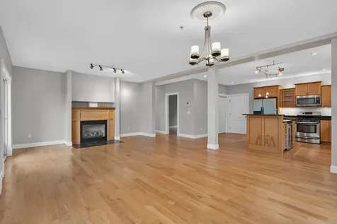 24 Brackett Street Portland ME 04102