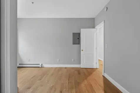 24 Brackett Street Portland ME 04102