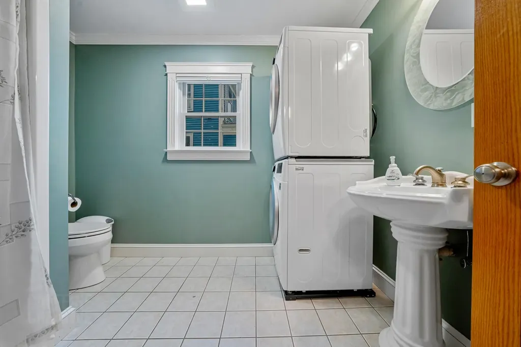 101 Parrott Street South Portland ME 04106