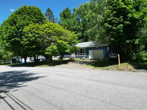 46 Edwards Street Lincoln ME 04457