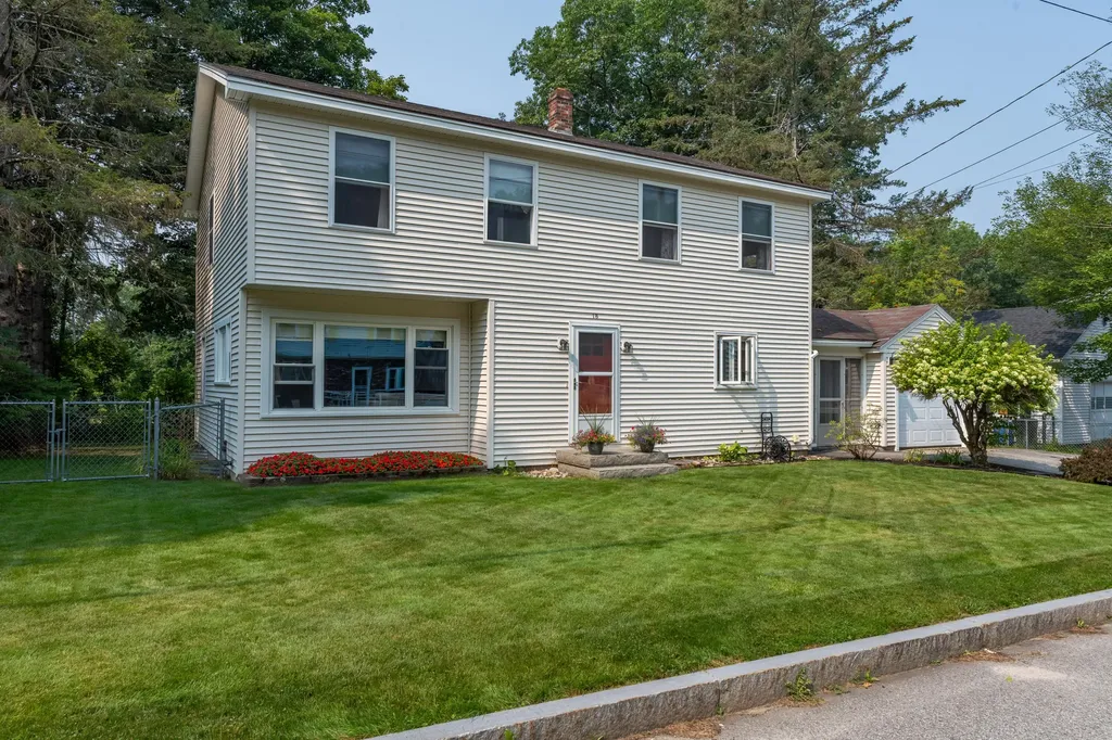 18 Fairview Court Auburn ME 04210