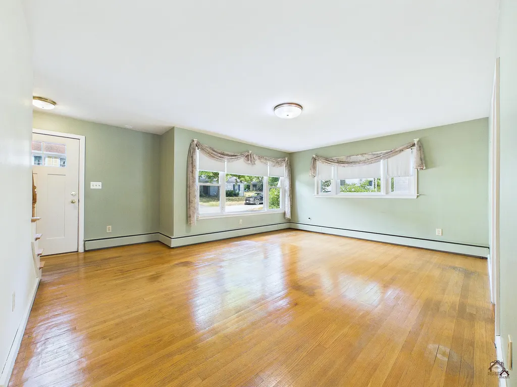 18 Fairview Court Auburn ME 04210