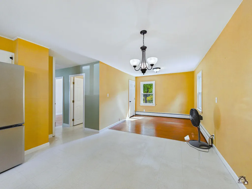 18 Fairview Court Auburn ME 04210