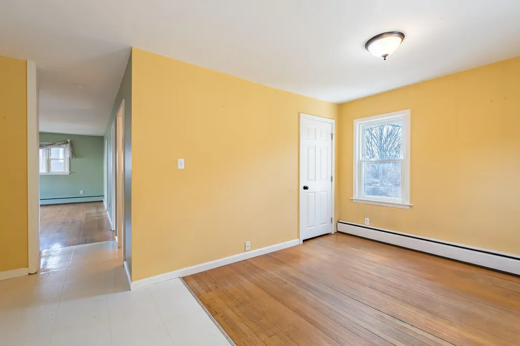 18 Fairview Court Auburn ME 04210
