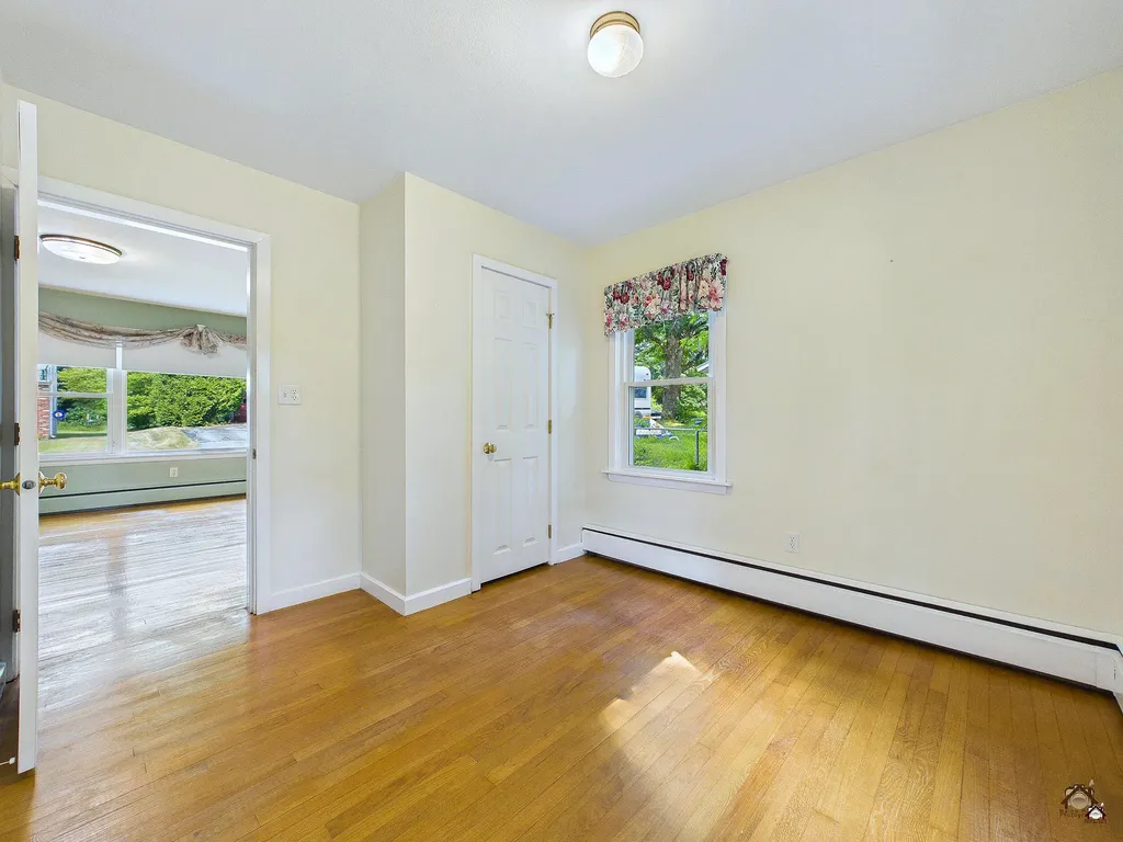 18 Fairview Court Auburn ME 04210
