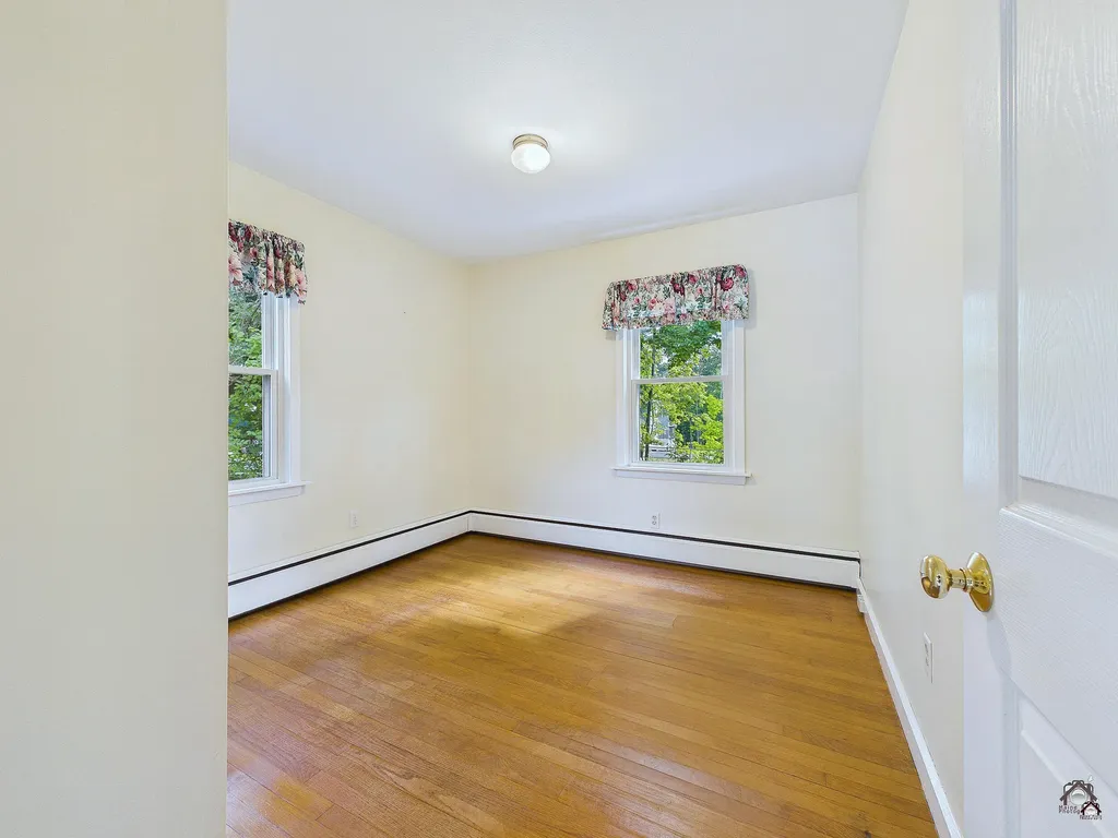 18 Fairview Court Auburn ME 04210