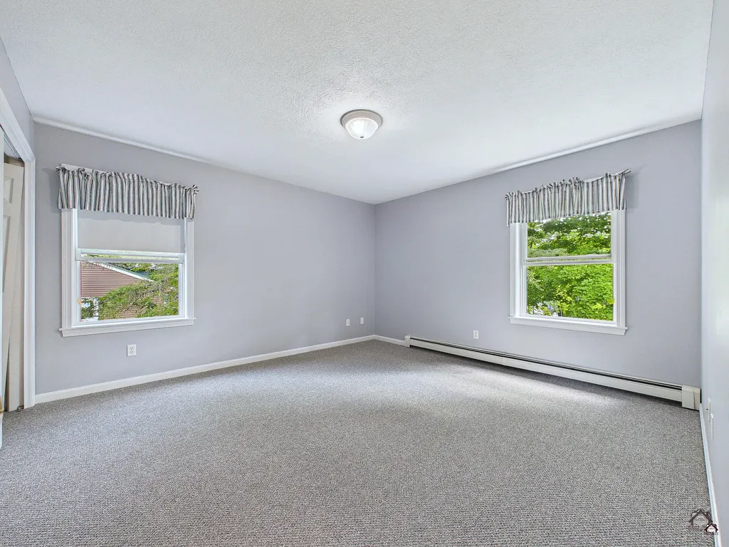 18 Fairview Court Auburn ME 04210